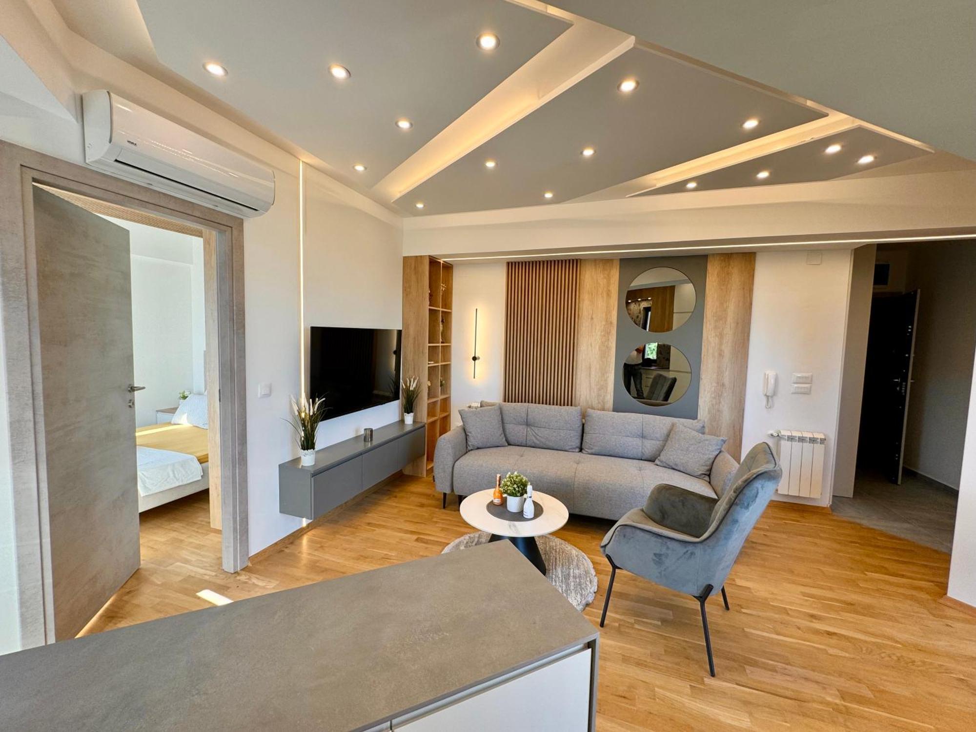 Maria Luxury Apartment سكوبجي المظهر الخارجي الصورة
